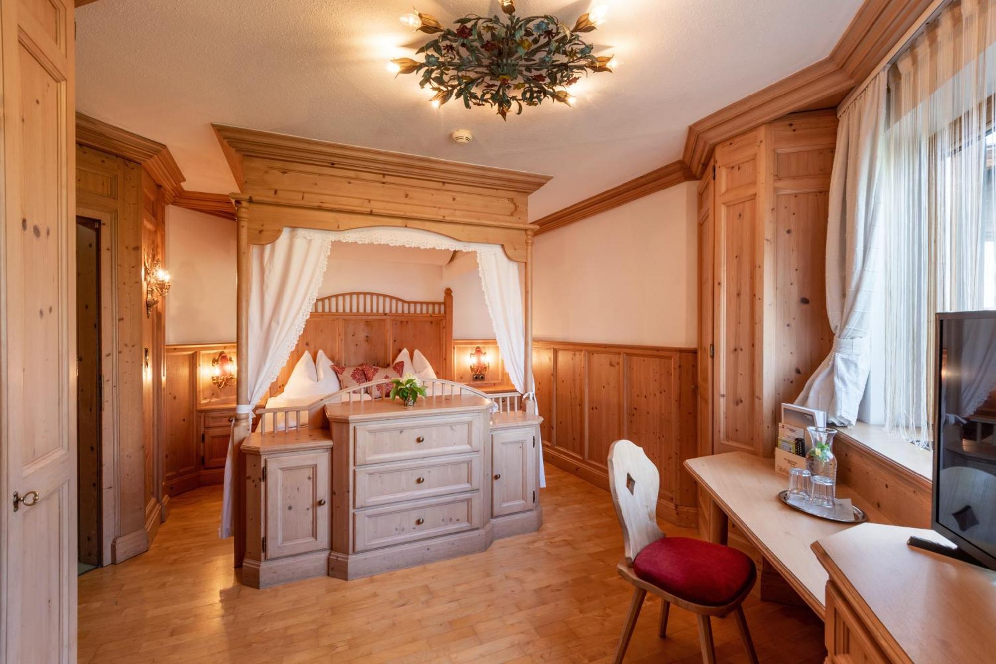 Hotel Tiroler Stuben Wörgl Εξωτερικό φωτογραφία